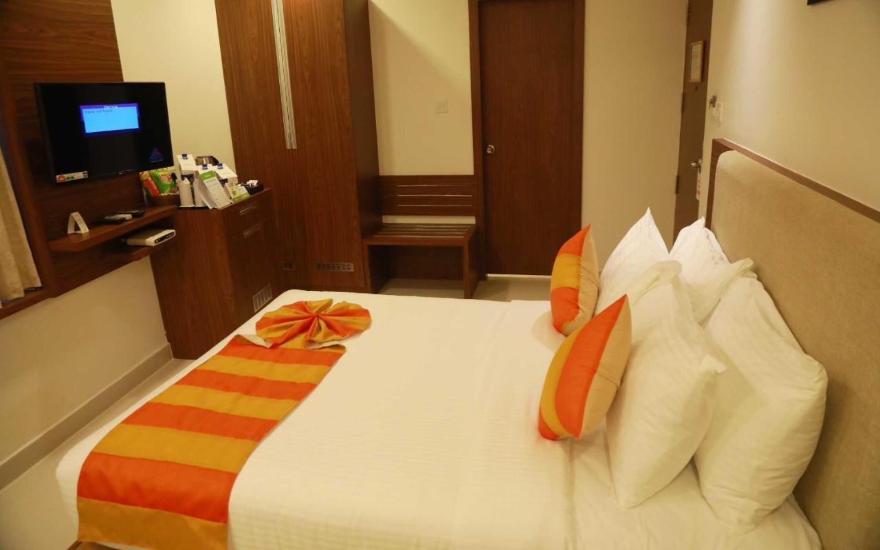Hotel Anjali Park Kottayam Eksteriør billede