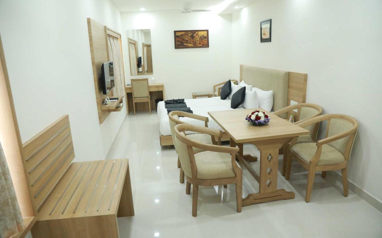 Hotel Anjali Park Kottayam Eksteriør billede
