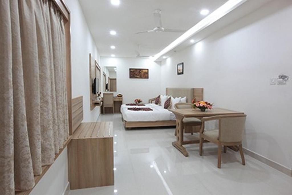 Hotel Anjali Park Kottayam Eksteriør billede