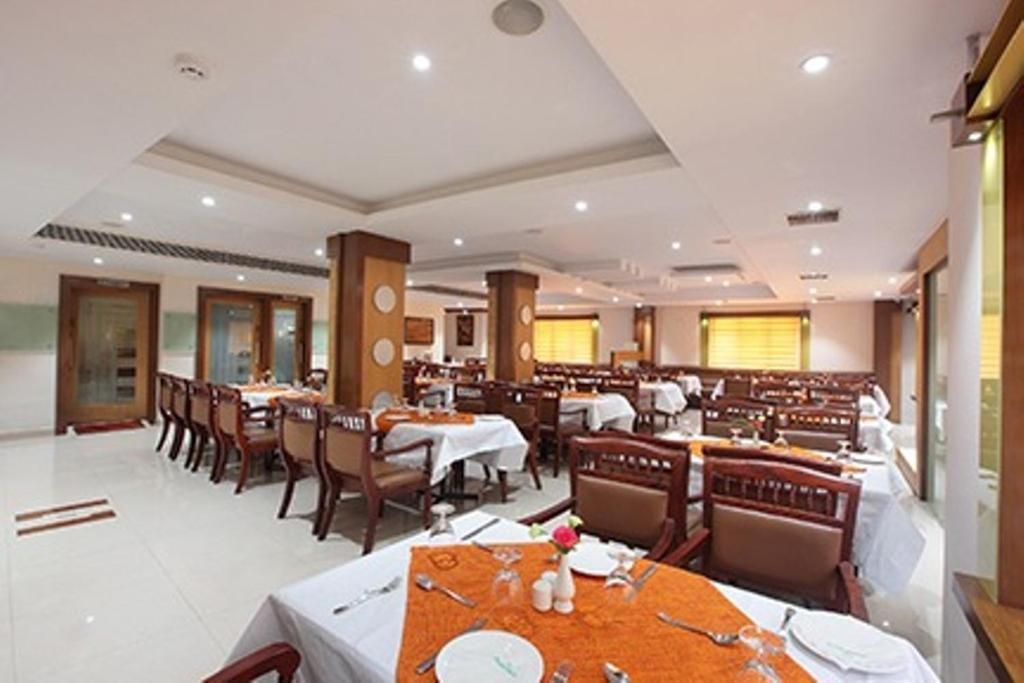 Hotel Anjali Park Kottayam Eksteriør billede